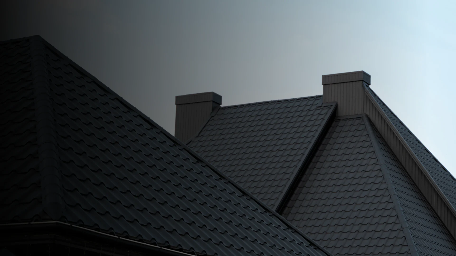 TimberWolf Roofing Hero 2