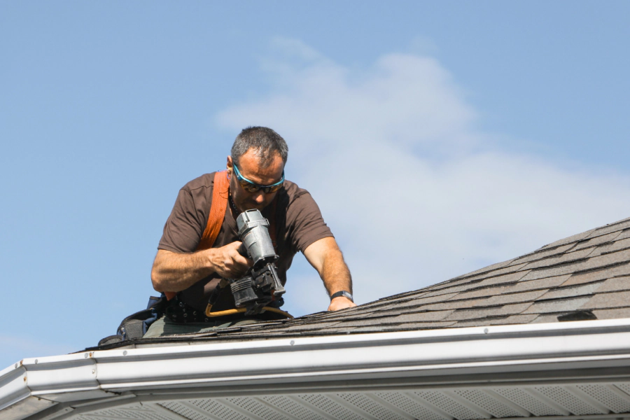 emergency roof repairs 1