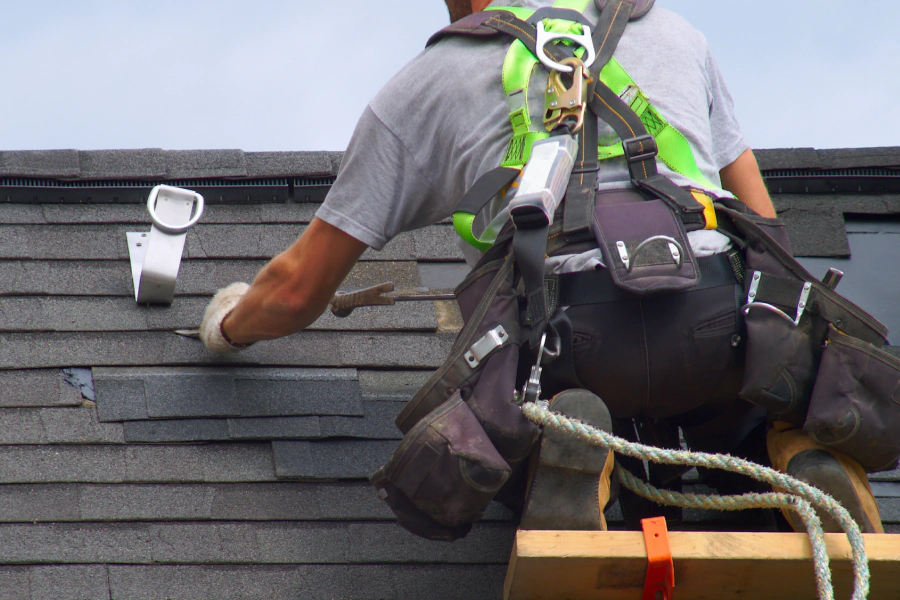 roof repair service 1